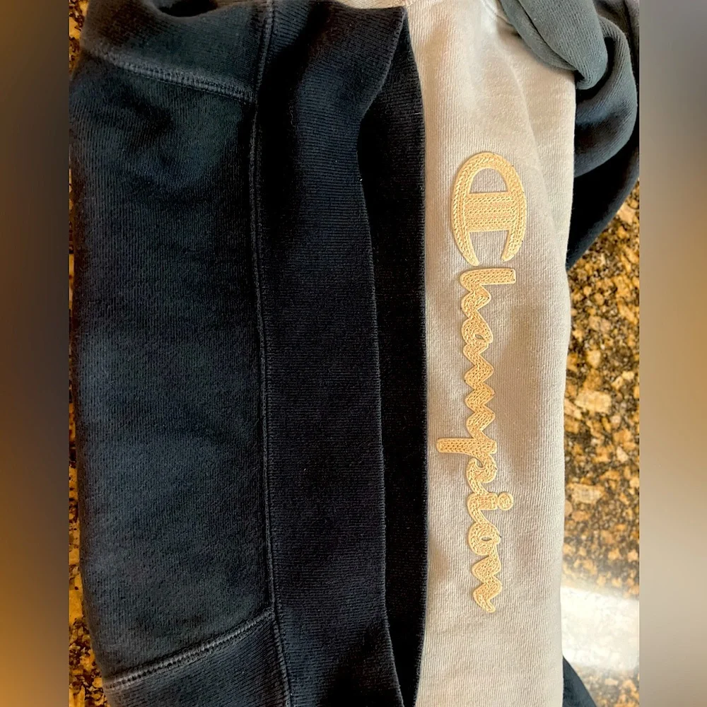 Champion Reverse Weave Blue Gradient Sweater - Picture 5 of 6